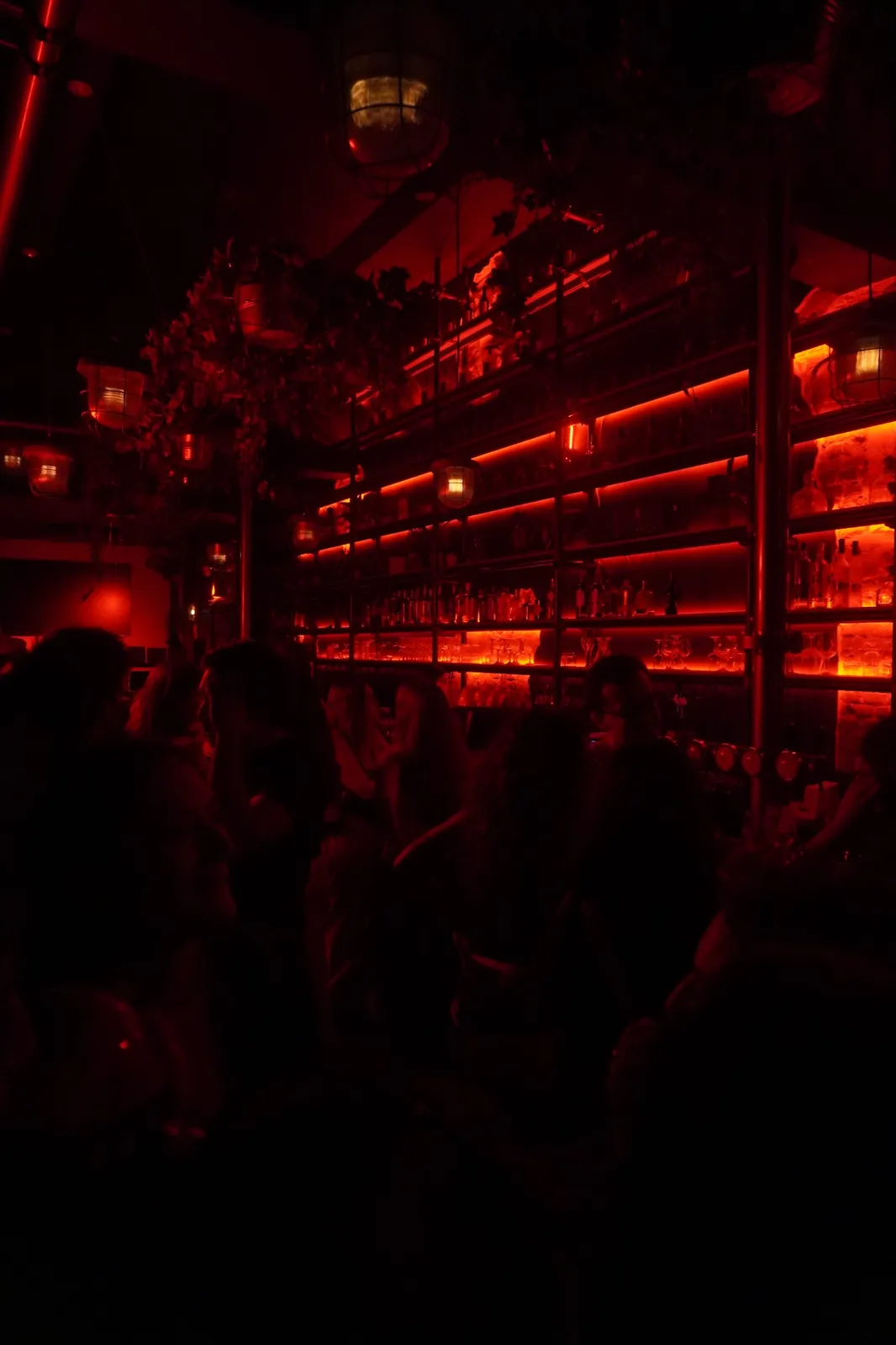 Crowd dancing inside DELETE:TUR
